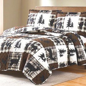 New Brown & White Deer 3-Piece Bedding Quilt Set • Reversible • Queen